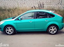 Ford Focus мятный матовый хром