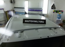 Клеим крышу в черный глянец на новеньком BMW X5 ! Исключительно качественно, а значит только с разбором! #AUTOVINIL76RU